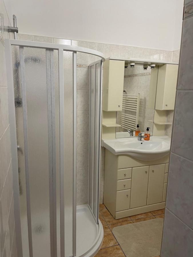 Apartman Netolice 207 Deluxe Ngoại thất bức ảnh